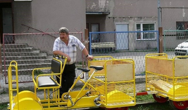 Na wąski tor znów wjadą najróżniejsze drezyny z różnych części kraju, a być może również z zagranicy. Można przyjść i je podziwiać. Zaprasza Edward Choroszyński, prezes Jędrzejowskiej Kolejki Dojazdowej.