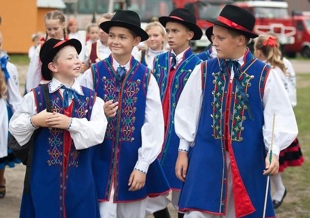 Do rozstrzygnięcia obu konkursów  doszło podczas powiatowych dożynek, które w sobotę odbywały się w Główczycach.