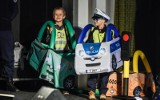 Akcja policji dla dzieci i młodzieży "Moda na odblaski" w kinie Adria