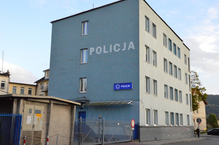 Komenda Powiatowa Policji (ul. Jagiellońska 1) - korytarz...
