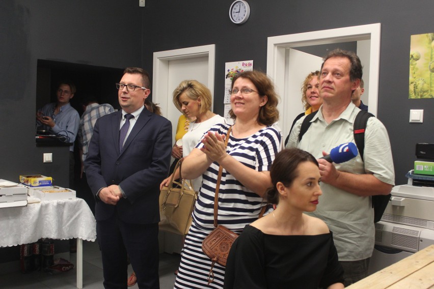 Wieczór wyborczy u lubelskich zwolenników Hołowni. „Świetny wynik". Zobacz zdjęcia