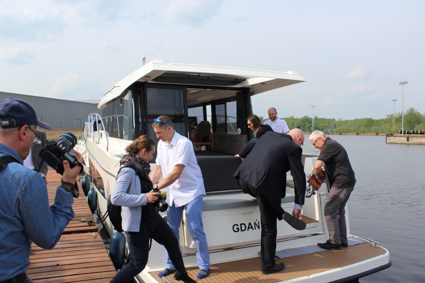 Jacht za milion wypłynął z mariny w Gliwicach