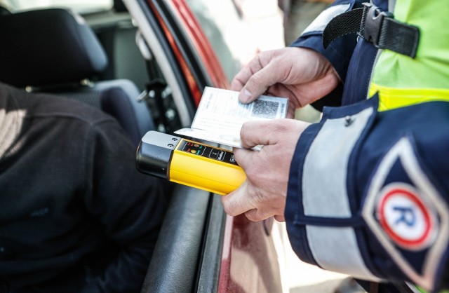 Kobieta prowadziła auto pod wpływem alkoholu