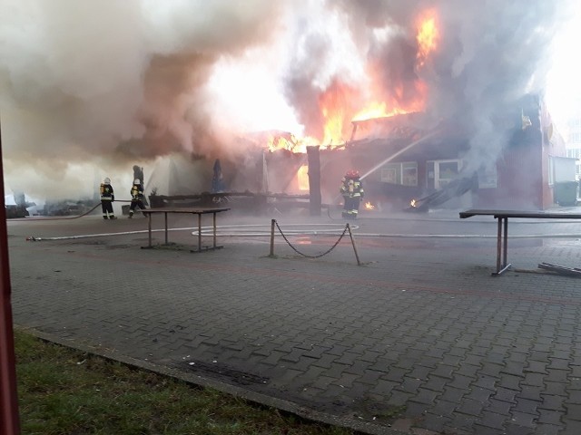 Pożar w Bieruniu Nowym: Pali się lokal Karlik