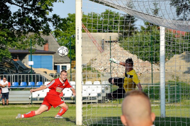 Kontaktowy gol Patryka Formasa na 2:3 wlał w serca oświęcimian nadzieję, że jeszcze nie wszystko stracone. Ostatecznie Soła przegrała na własnym boisku z Dalinem Myślenice 3:4 i wciąż nie może być pewna utrzymania w małopolskiej lidze juniorów starszych. Myśleniczanie mają podobny cel.