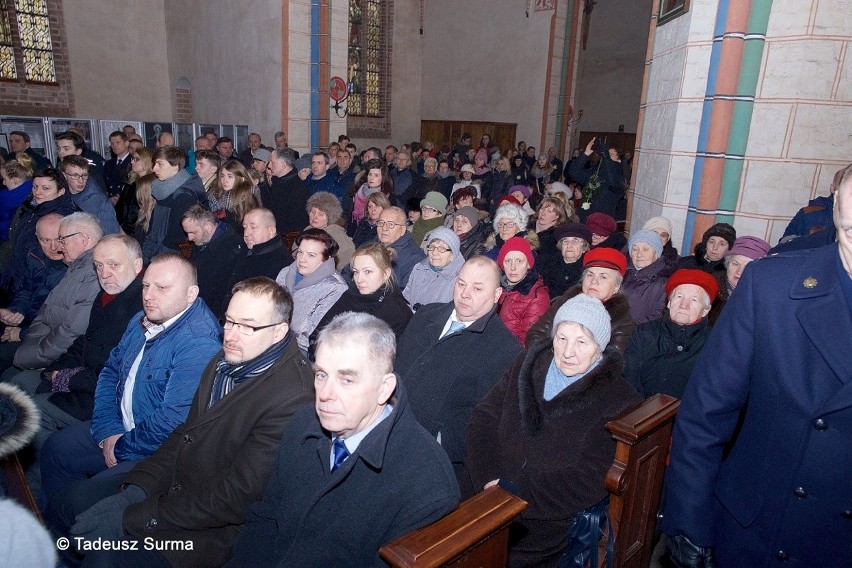 Stargard bez prezydenta. Ostatnie pożegnanie: msza w kolegiacie, kondukt żałobny, pogrzeb [zdjęcia]