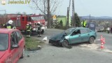 Wypadek pod Jelenią Górą. Kierowca nie zauważył znaku "ustąp pierwszeństwa" (FILM)