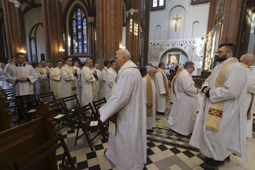 Msza Krzyżma w archikatedrze w Białymstoku