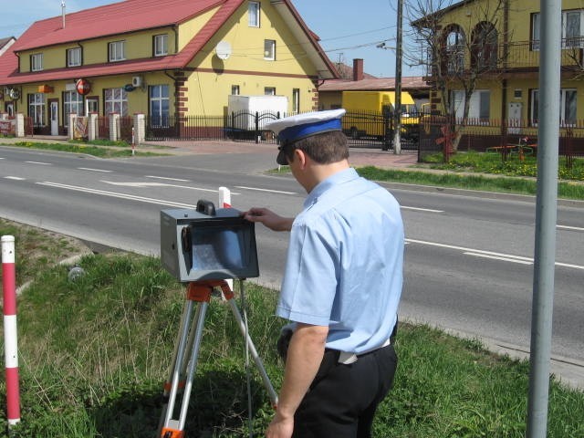 Ustawiony w Sycynie fotoradar wykonał w ciągu godziny 14 zdjęć