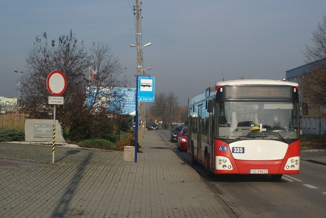 Nowy przystanek autobusowy pojawił się pod Centrum Administracyjnym
