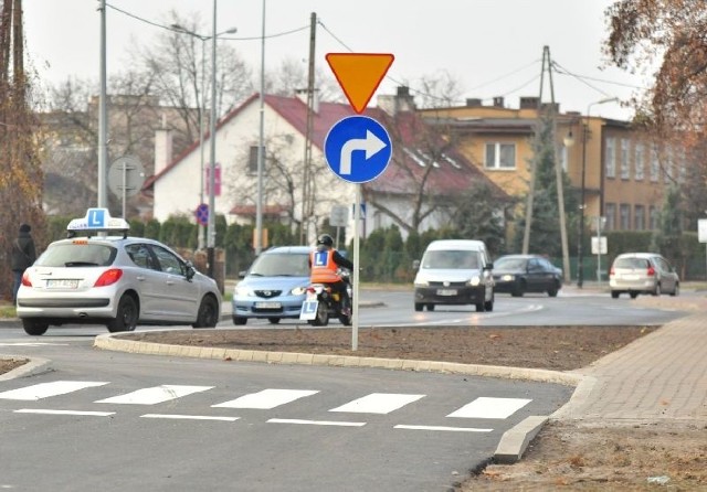 Przebudowa fragmentu ulicy Sandomierskiej w Tarnobrzegu została oficjalnie zakończona.