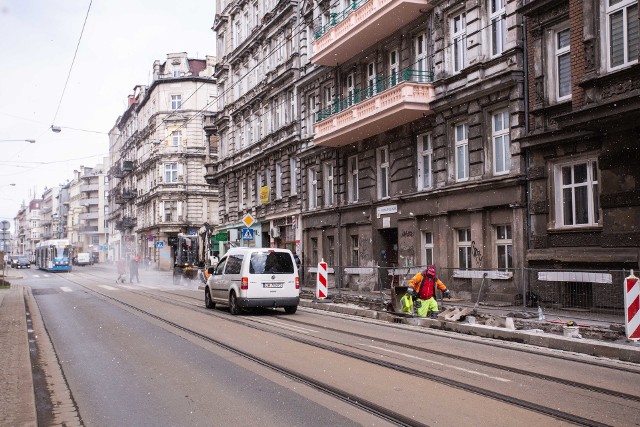 Przystanek na ul. Poniatowskiego zostanie tam, gdzie był