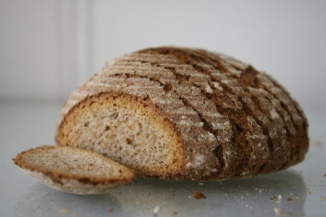 Zboża chlebowego będzie mniej, co przełoży się na wyższe ceny maki i chleba – tłumaczą rolnicy i piekarze. Fot. Krzysztof Łokaj