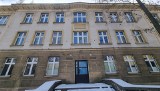 Konserwator zabytków wystraszył dewelopera i nie doszło do sprzedaży gmachu przy ulicy Ogrodowej w Kielcach. Będzie nowy zabytek? Zdjęcia