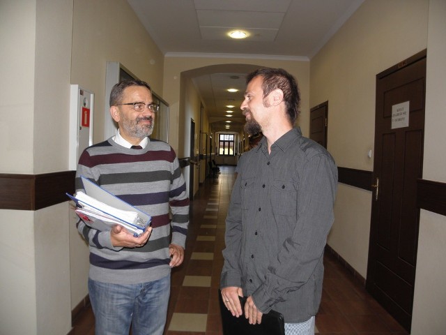 Radek Sawicki (z prawej) ze swoim adwokatem Markiem Sosnowskim już 6 września mieli świadomość, że kolejna rozprawa będzie tylko "uroczystością" umorzenia