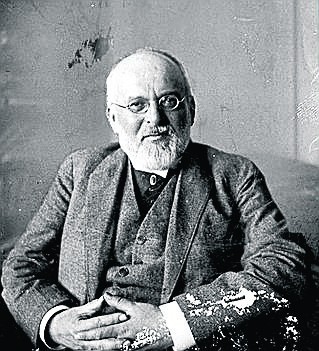Prof. Józef Buzek, sprawozdawca komisji konstytucyjnej podczas historycznego posiedzenia Sejmu Ustawodawczego 15 lipca 1920 r., który uchwalił Statut Organiczny Województwa Śląskiego.