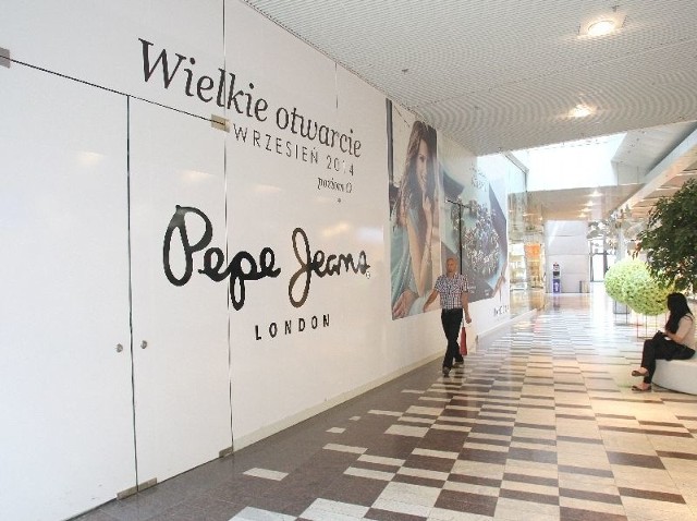 Pepe Jeans nowa marka w kieleckiej Galerii KoronaNa poziomie 0 Galerii Korona Kielce w połowie września ruszy salon odzieżowy marki Pepe Jeans.