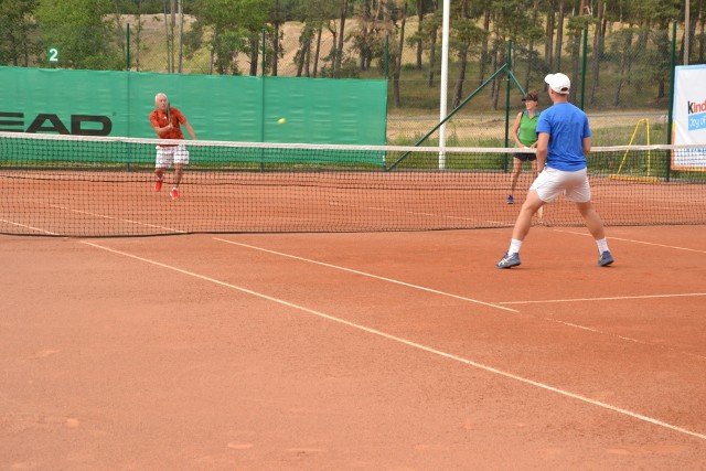 Otwarty Turniej Deblowy Amatorów o Puchar Poli Negri na lipnowskich kortach tenisowych
