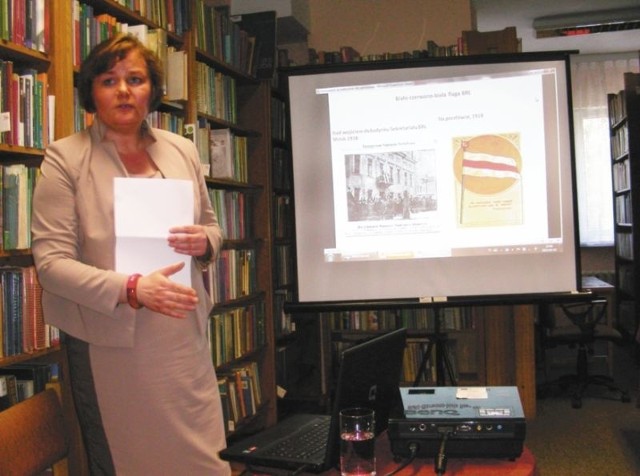 Dorota Michaluk (na zdjęciu) jest historykiem, adiunktem na Uniwersytecie Mikołaja Kopernika w Toruniu.