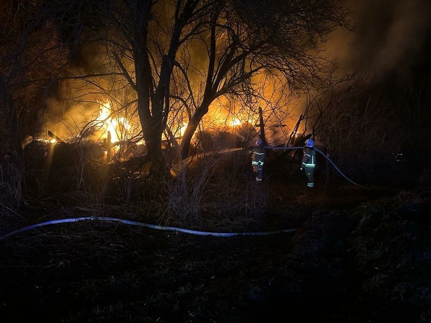 Pożar drewnianej stodoły w miejscowości Jasienica.