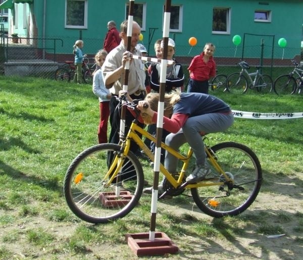 Na imprezach organizowanych przez głuchołaski Ktukol zawsze jest kolorowo i wesoło...