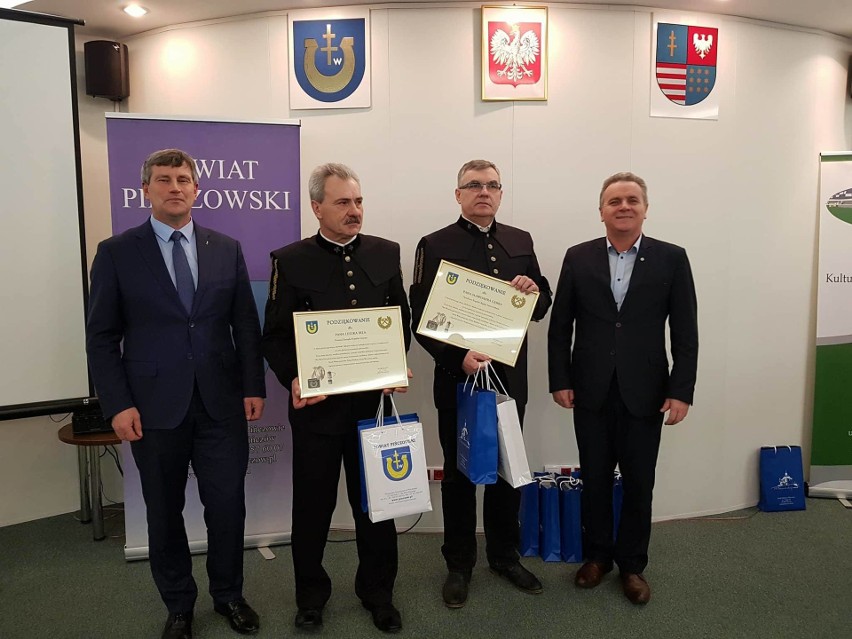 Na zdjęciu: Zbigniew Kierkowski, starosta pińczowski, Leszek...