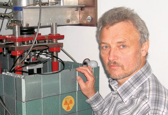 Praca nad wynalazkiem rozpoczęła się od pytania studenta - przyznaje prof. Krzysztof Szymański