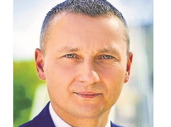 ”Rafał Wolski dołączył do ekipy Teleexspressu”. Ma relacjonować wydarzenia polityczne i społeczne.