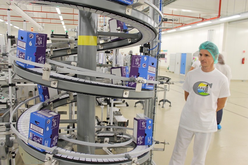 Mondelez uruchamia nową linię produkcyjną w fabryce słodyczy...