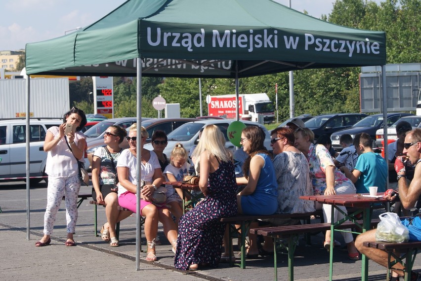 Pszczyna: Mieszkańcy osiedla Piastów i Kolonia Jasna świętowali "Dzień Sąsiada"