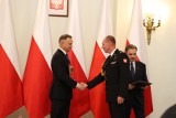 Trójka laureatów z województwa podlaskiego w konkursie „Pracodawca Przyjazny Pracownikom”. Certyfikaty wręczał prezydent Andrzej Duda