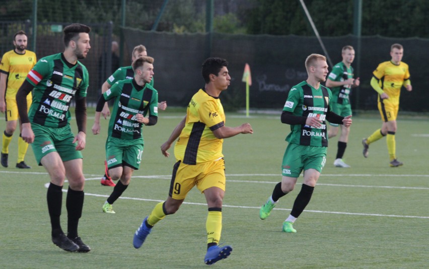 Ruch Radzionków - Gwarek Tarnowskie Góry 0:6 (0:4)