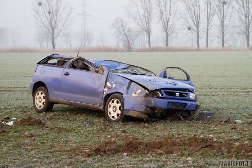 Wypadek w Sławicach. 26-letnia kobieta kierująca seatem...