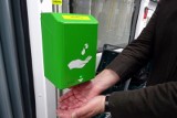 MPK Poznań: W tramwajach i autobusach zdezynfekujesz ręce