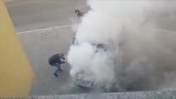 Samochód zapalił się podczas jazdy [FILM]                       
