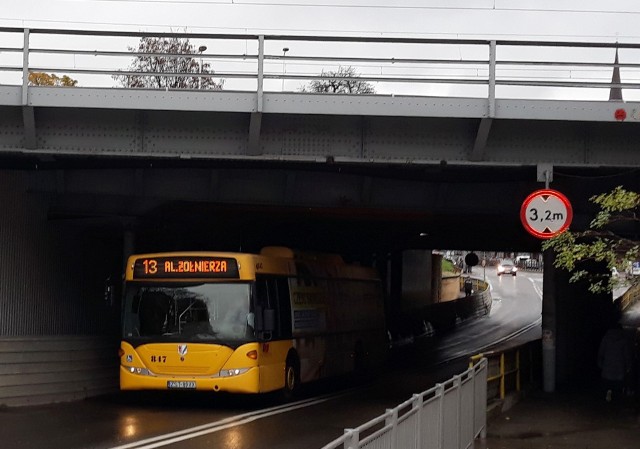 Ruch pod wiaduktem łączącym ulice Szczecińską i Wyszyńskiego w Stargardzie ma zostać zamknięty we wtorek, 12 listopada. Ale wcześniej na objazdy zostaną skierowane autobusy miejskiej komunikacji