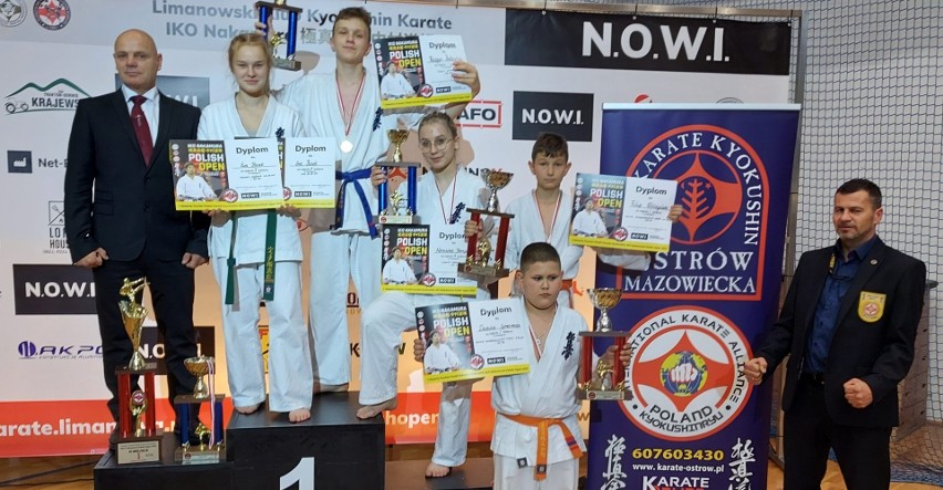 Ostrowski Klub Karate Kyokushin. Bardzo dobry początek sezonu ostrowskich karateków. Zdjęcia
