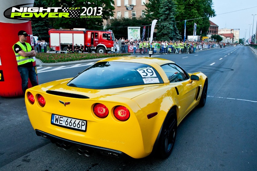 Night Power 2013 Grand Prix. Legalne wyścigi uliczne w Słupsku [ZDJĘCIA]