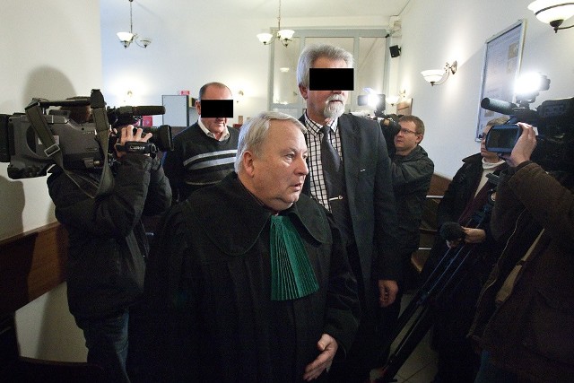 Słupski sąd rejonowy ogłosił w środę wyrok w sprawie przekroczenia uprawnień przez byłego wójta gminy Słupsk i komendanta straży miejskiej.