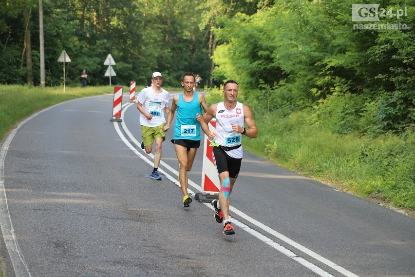 Maraton Szczeciński 2018: pół tysiąca biegaczy! [DUŻO ZDJĘĆ, WIDEO]