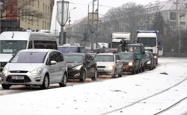 Niestety widokiem śniegu na szczecińskich ulicach nie nacieszymy się zbyt długo.