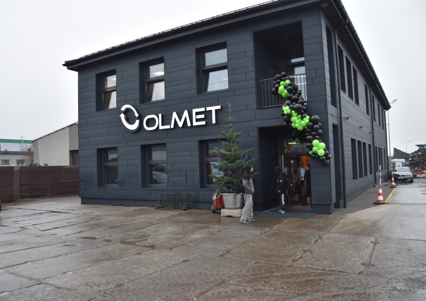 Olmet wspiera potrzebujących i prezentuje swój nowy kalendarz: OLMET.RECYKLING 2024