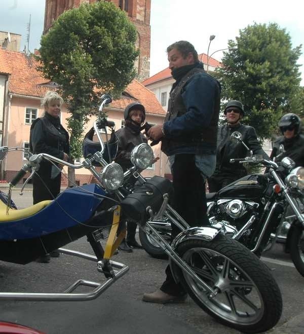 Miejskie imprezy przyciągają do Myśliborza gości nie tylko z kraju. Na zdjęciu motocykliści z Niemiec.