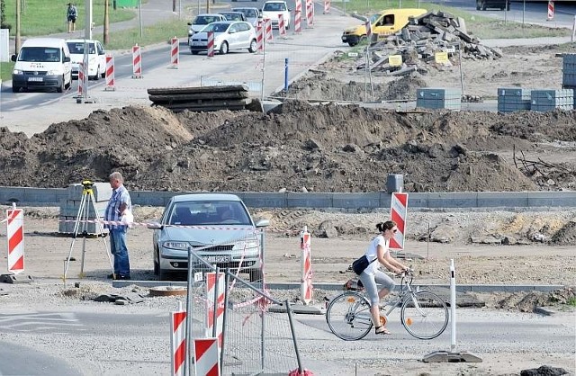 Remont trwa m.in. na rondzie PCK w Zielonej Górze.