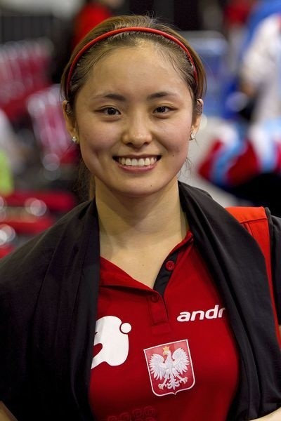 Li Qian zagra w olimpijskim turnieju indywidualnym oraz drużynowym.