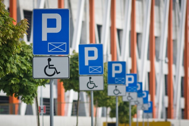 Rodzice skarżą się na działanie firmy transportowej dzieci z niepełnosprawnościami