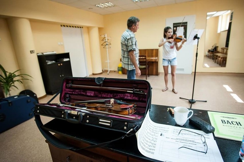 Młodzież z całego świata w wakacje przyjeżdża uczyć się i grać do Opola. Inauguracja już w środę w filharmonii