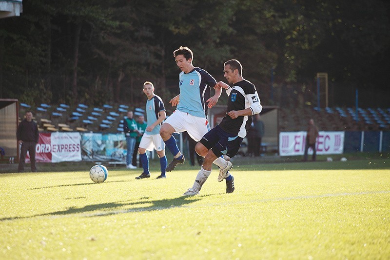 Jantar Ustka - Czarni Czarne 2:1...