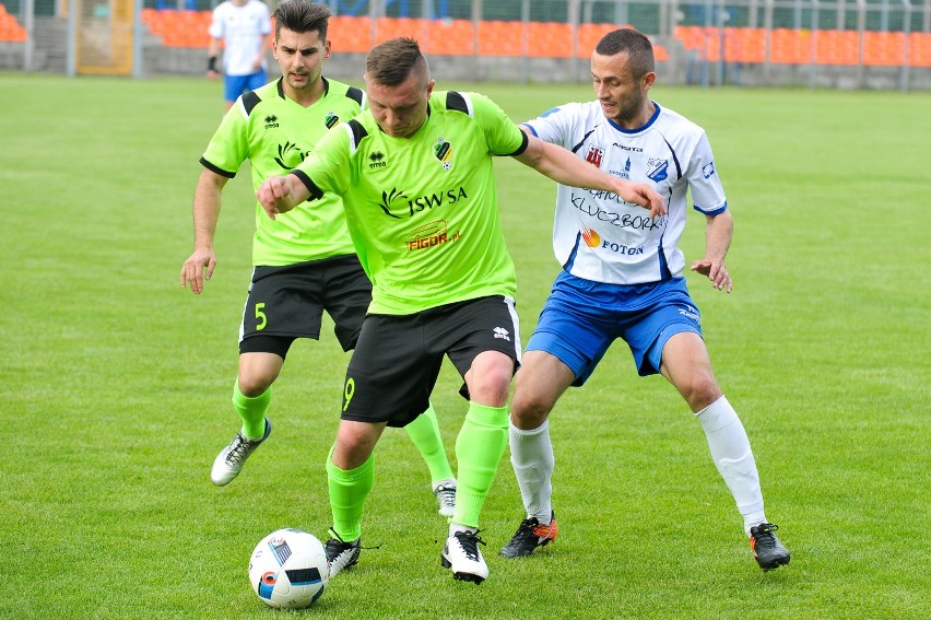 3. liga piłkarska. MKS Kluczbork - Pniówek Pawłowice 2-3