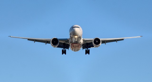 Jak podają eksperci AirHelp, zgodnie z planem i na czas wyleciało we wrześniu z polskich portów lotniczych ponad 1 310 200 pasażerów, czyli ponad 77 proc. wszystkich podróżujących.